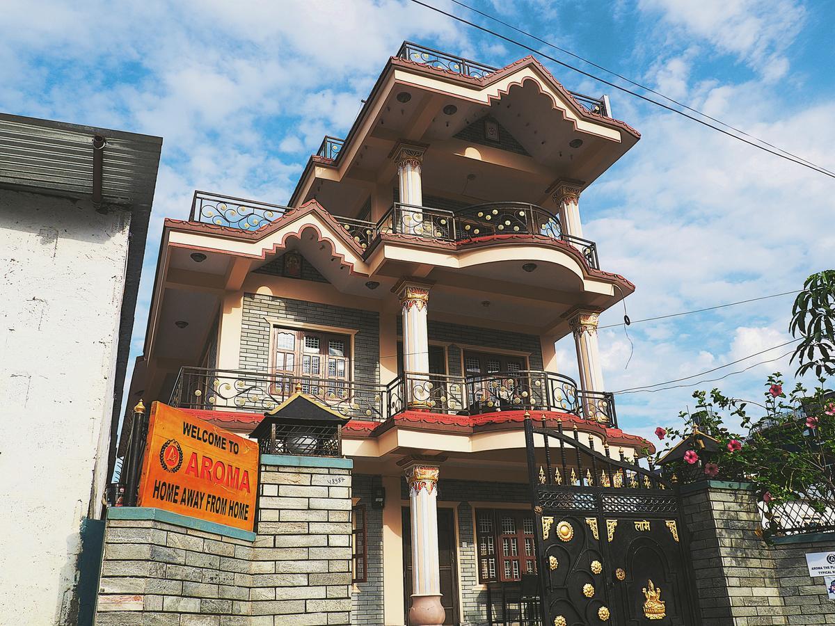 Aroma Tourist Hostel Покхара Екстер'єр фото