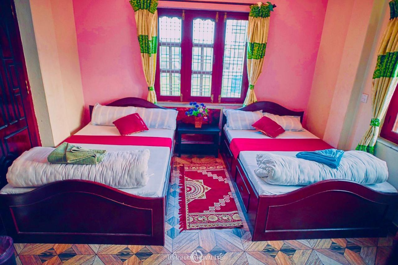 Aroma Tourist Hostel Покхара Екстер'єр фото